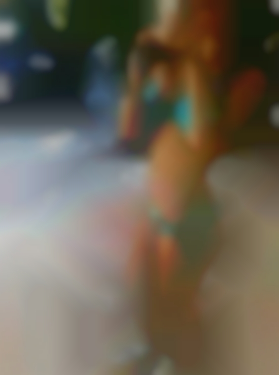 Contunious cum shots live please.